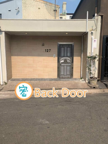 brothel-CBD_meitu_2-773x1030-1